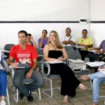 Estudantes e acadêmicos atualizam conhecimentos em Encontro  - A coordenadora de Serviço de Educação Fisica componente curricular