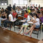 Mais de três mil alunos da rede estadual participam da revisão para o Enem - Fotos: Wandycler Júnior/Seed