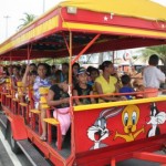 Tudo pronto para o Dia das Crianças: circo e recreações garantem a diversão dos estudantes - Fotos: Ascom/Seed
