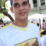 Alunos do Colégio Tobias Barreto expõem literatura em Café Cultural - A aluna Beatriz Saturnino Gomes dos Santos