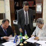 Déda e o ministro Fernando Bezerra assinam convênio de R$ 19 milhões para esgotamento sanitário -