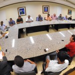 Governador em exercício recebe lideranças de Riachão do Dantas para tratar de investimentos do Estado -