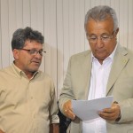 Governador em exercício recebe lideranças de Riachão do Dantas para tratar de investimentos do Estado -
