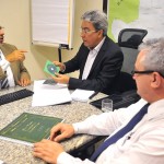 e o presidente da Empresa Pública de Serviços Gráficos de Sergipe (Segrase)