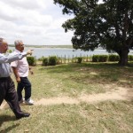 Jackson conhece trabalho desenvolvido na Fazenda Esperança - Fotos: Marco Vieira/ASN