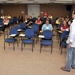 Saúde inicia capacitação de profissionais sobre TDO em tuberculose - O médico infectologista da Diretoria de Vigilância Epidemiológica da SES