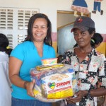 Governo entrega cestas de alimentos e donativos em Poço Redondo - Fotos: Edinah Mary/Seides