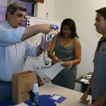 Cinco alunos da rede pública estadual recebem os prêmios do concurso de redação da TV Sergipe - Fotos: José Santana Filho /Seed
