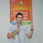 Quase 20 mil trabalhadores rurais já foram beneficiados com o ‘Mão Amiga’  - O catador de laranja John Lennon Felix