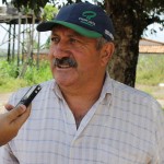 Agricultores familiares comemoram melhorias no perímetro da Ribeira -  Dona Josefa Oliveira dos Passos comemora / Fotos: Ascom/Cohidro