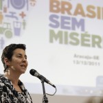 Ao lado da ministra do Desenvolvimento Social e Combate à Fome