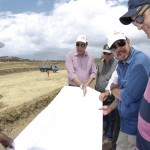 Marcelo Déda visita obras de ligação da avenida Santa Gleide com a BR235  -