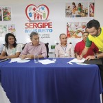 Governador entrega equipamentos para a Feira da Agricultura Familiar -