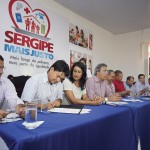 Governador entrega equipamentos para a Feira da Agricultura Familiar -