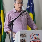 Governador entrega equipamentos para a Feira da Agricultura Familiar -