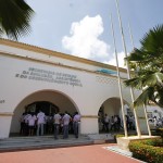 Governador entrega equipamentos para a Feira da Agricultura Familiar -