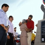 Déda inaugura marcos na rodovia SE270 que liga Salgado a Simão Dias - Rodovia SE270