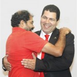 Déda concede gratificação de R$ 2 mil e amplia participação dos servidores na gestão do Banese -