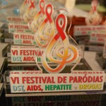Paródias conscientizam jovens sobre DST/Aids e drogas -