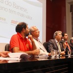 Déda concede gratificação de R$ 2 mil e amplia participação dos servidores na gestão do Banese -
