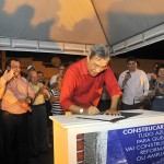 Governador busca viabilizar 10 mil casas populares em parceria com a Caixa - Déda participou da assinatura de contratação para construção de 544 casas do Programa em Lagarto / Fotos: Marcos Rodrigues/ASN