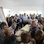 Déda comparece ao sepultamento de dona Dalva