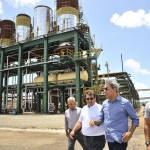 Déda inaugura rodovia e fábrica de açúcar em Capela -
