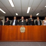 Déda participa da solenidade de posse do desembargador federal Paulo Guedes -