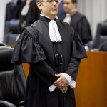 Déda participa da solenidade de posse do desembargador federal Paulo Guedes -