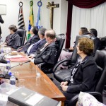 Déda participa da solenidade de posse do desembargador federal Paulo Guedes -