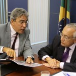 Déda assegura investimentos e garante parcerias em reuniões no Rio de Janeiro e Brasília - Déda ouviu do presidente da Vale que o projeto Carnalita é prioridade  / Foto: Bruno Lima
