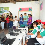 Beneficiários do Mão Amiga recebem curso de Inclusão Digital - Fotos: Edinah Mary/Seides