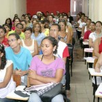 Aulas do curso PréUniversitário da Seed tiveram início nesta segundafeira -
