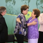 Maria Teles representa governador na posse da ministra Eleonora Menicucci  -