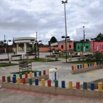 Praça construída pelo Governo do Estado leva satisfação à população de Arauá -