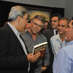 Déda prestigia lançamento do livro do jornalista Jozailto Lima  -