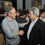 Déda prestigia lançamento do livro do jornalista Jozailto Lima  -
