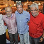 Déda acompanha show de aniversário da capital ao lado do prefeito Edvaldo e do senador Wellington Dias -
