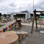 Praça construída pelo Governo do Estado leva satisfação à população de Arauá -