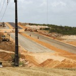 Déda visita obras da nova rodovia que liga BR235 à avenida Santa Gleide  -