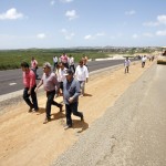 Déda visita obras da nova rodovia que liga BR235 à avenida Santa Gleide  -