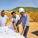 Déda visita instalações da PM e obras da Escola Técnica em Carmópolis  -