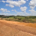 Vicegovernador visita obras na avenida Santa Gleide -