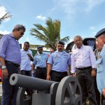 Déda visita instalações da PM e obras da Escola Técnica em Carmópolis  -