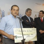 Marcelo Déda premia sorteados do Nota da Gente -