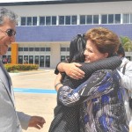 Governador recepciona a presidenta Dilma Rousseff no aeroporto de Aracaju  -