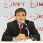 MPT e Detran firmam parceria e disponibilizam 4 mil cartilhas para o agricultor  - O procurador do Trabalho