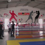Campeões de MMA visitam Escola de Esportes no bairro Santa Maria -