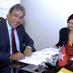 Déda assina projeto que garante cumprimento da Lei de Acesso à Informação  -