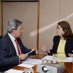 Déda reúnese com a ministra Miriam Belchior para agilizar iniciativas de combate à seca -